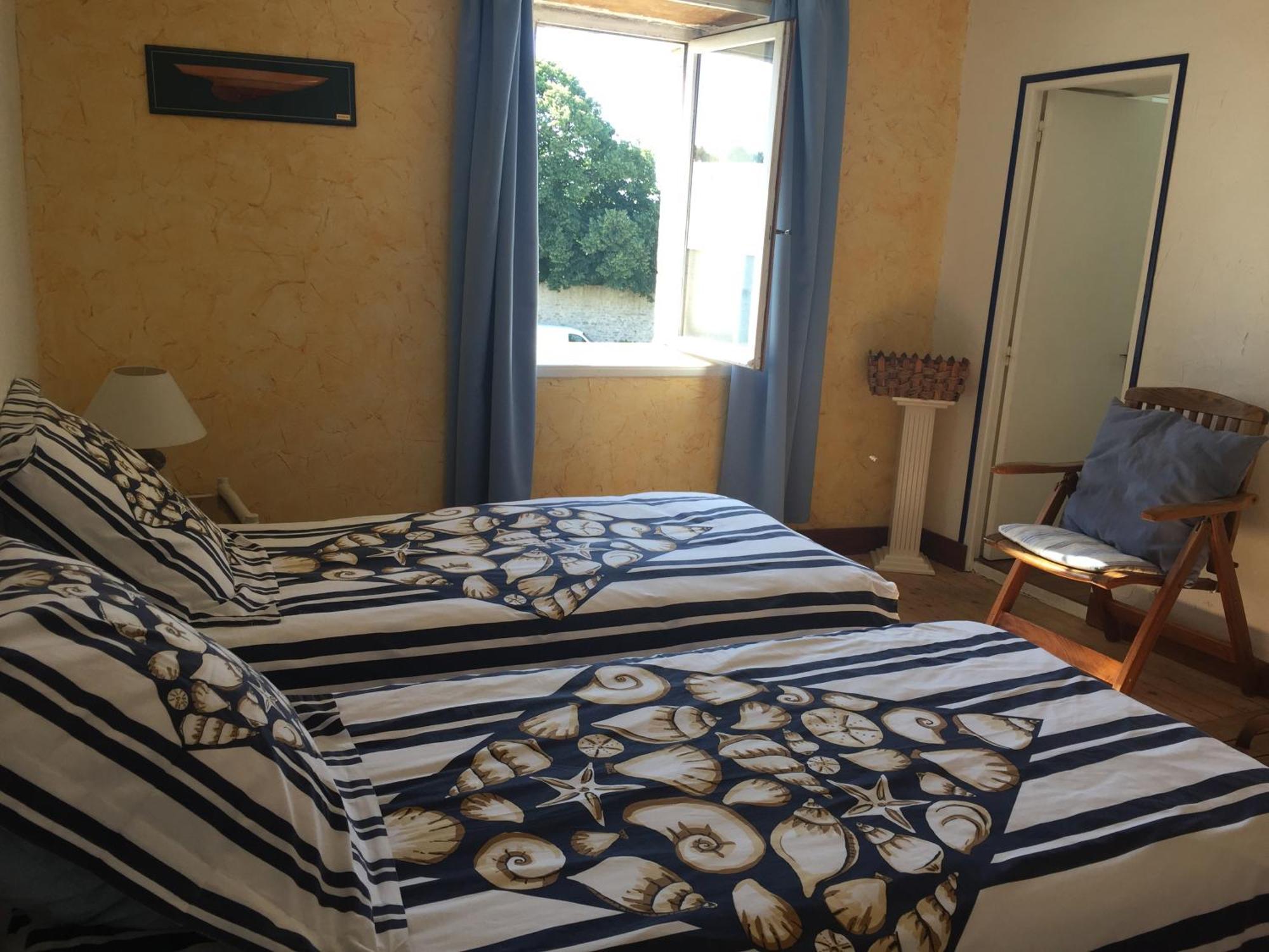 Juaye-Mondaye La Ferme Manoir Saint Barthelemy B&B 외부 사진